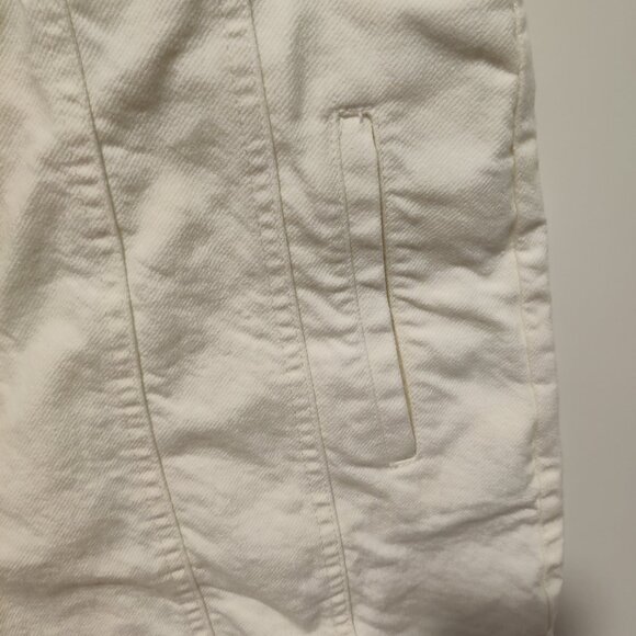 ZARA 100% Cotton Denim High Waist Shorts with Topstitching Fits Medium - Picture 4 of 8